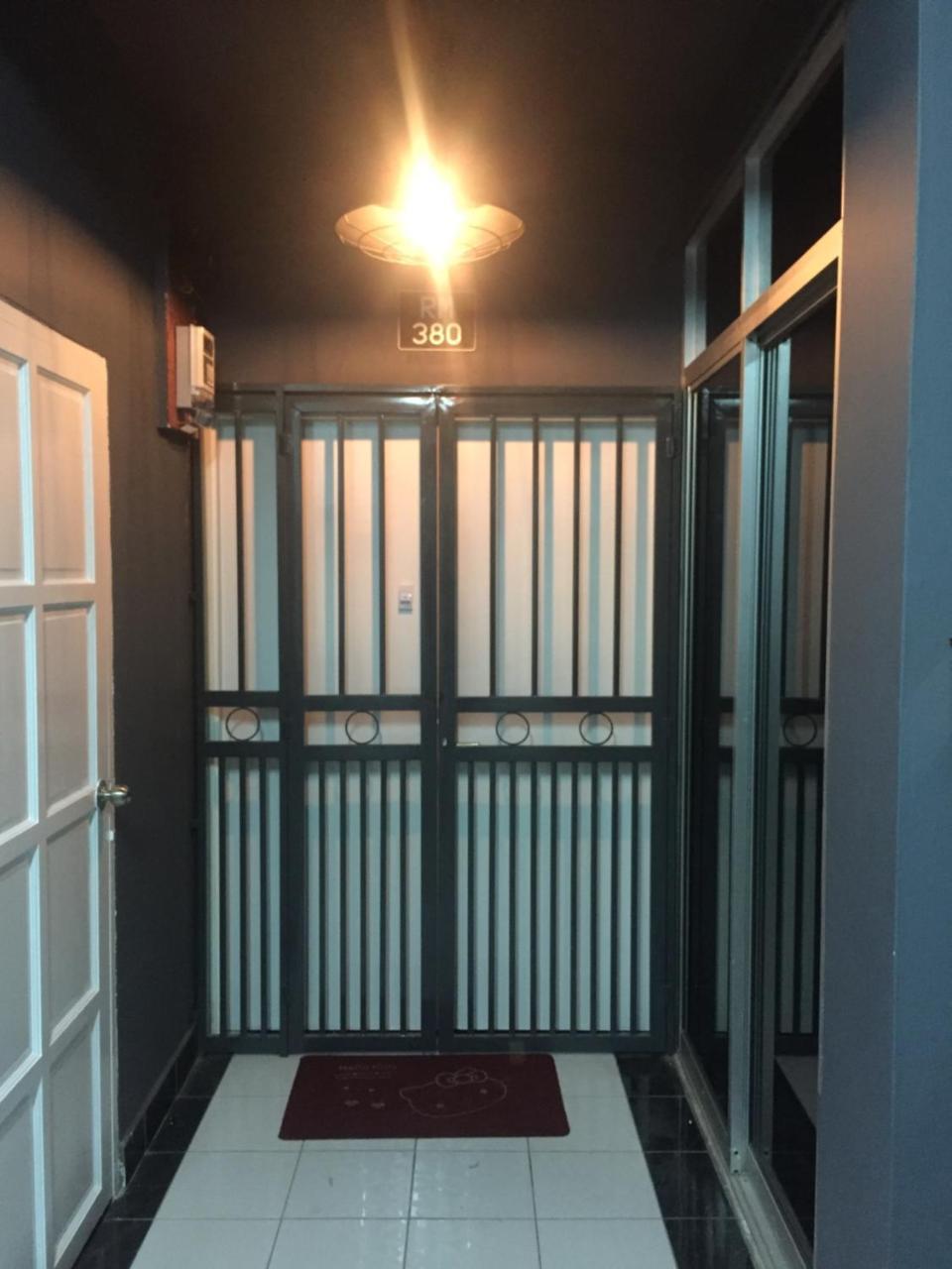 3Br Apartment At Kumbang Pasang Bsb บันดาร์เสรีเบกาวัน ภายนอก รูปภาพ