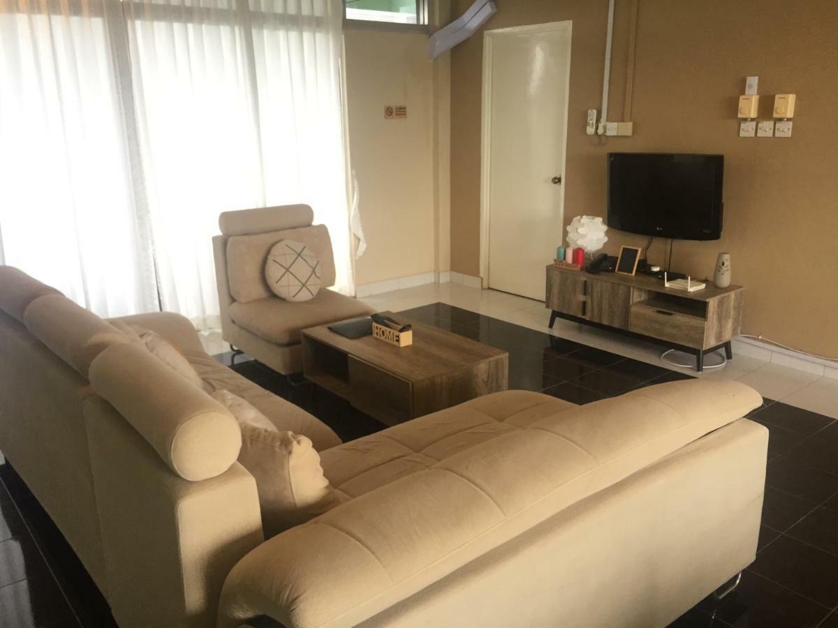3Br Apartment At Kumbang Pasang Bsb บันดาร์เสรีเบกาวัน ภายนอก รูปภาพ